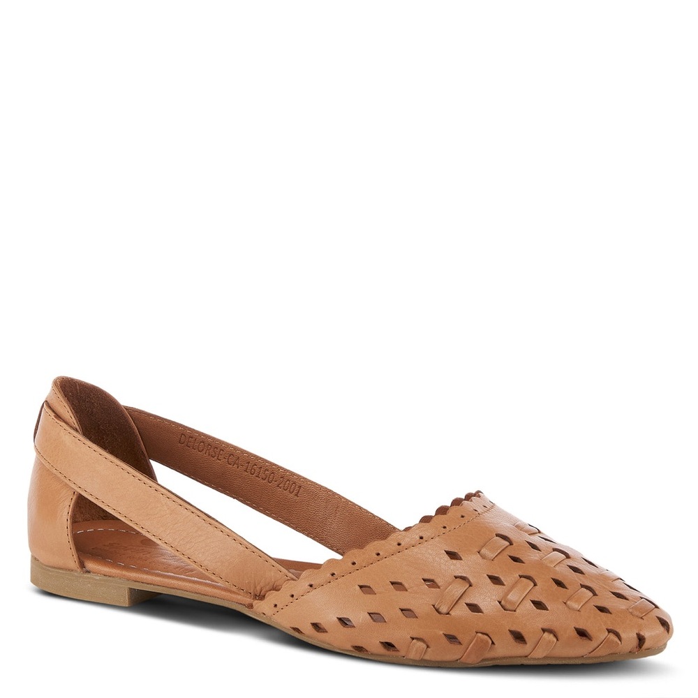 Spring Step Tan Loafers with Intricate Lattice Design